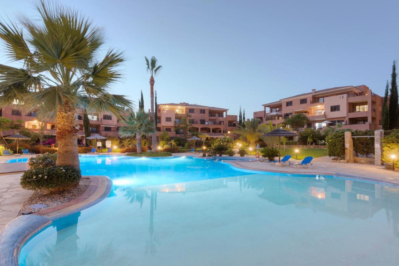 Resitour - Aphrodite Gardens Paphos Exterior photo