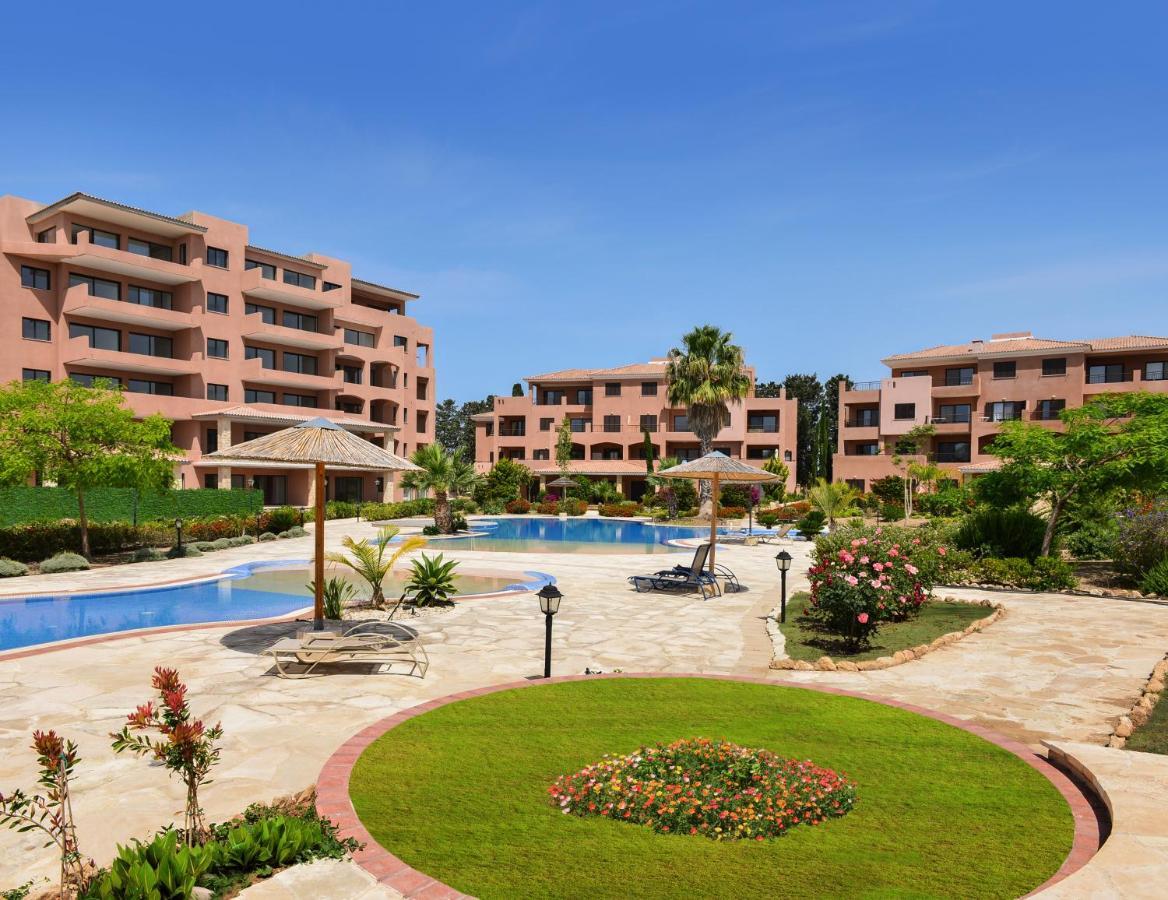 Resitour - Aphrodite Gardens Paphos Exterior photo